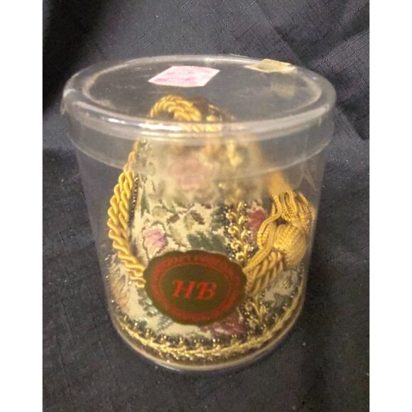 REUGE Musical Christmas Bell Ornament Silent Night Gold Floral Original Box - Picture 4 of 5